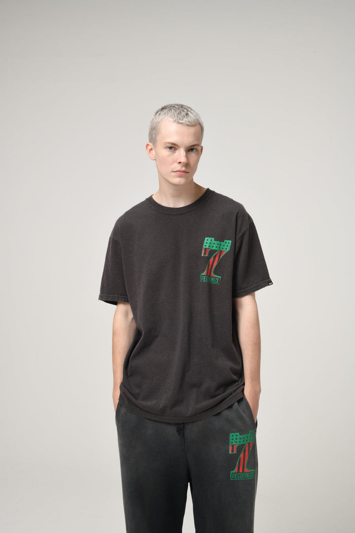 7 VINYL TEE AGED - BLACK