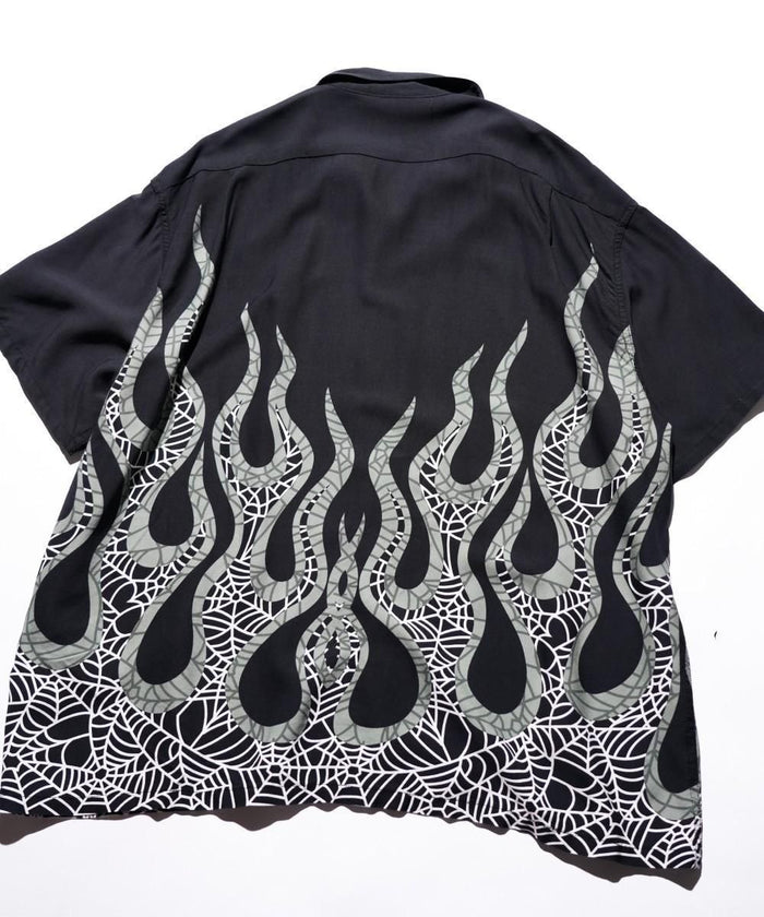 PRINTED LOOP COLLAR SS SHIRT - FLAME